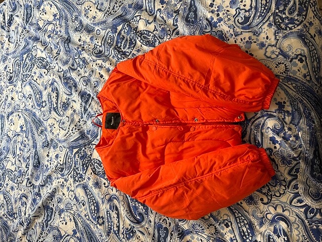 Pull and Bear Şişme mont