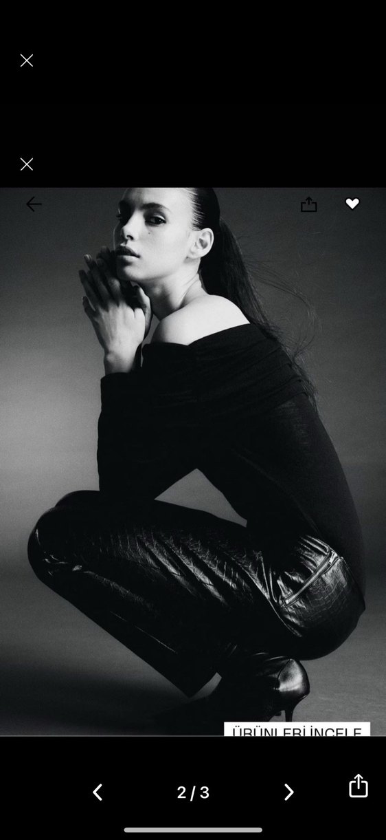 Kadın Siyah Deri Yılan Baskılı Kemerli Pantolon - Görsel 2