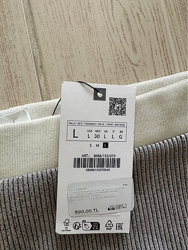 Zara Etek yeni etiketli