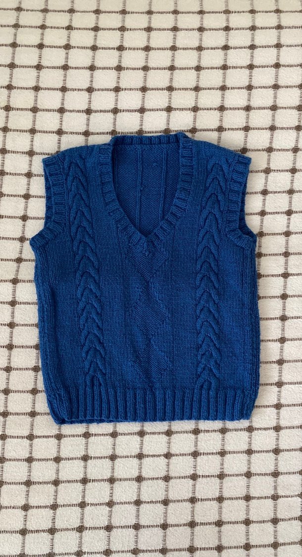 Erkek Çocuk Mavi V Yaka Triko Süveter - Görsel 3