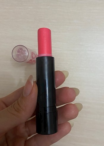 Maybelline Baby Lips Elektro Ruj - Koyu Pembe - Görsel 4