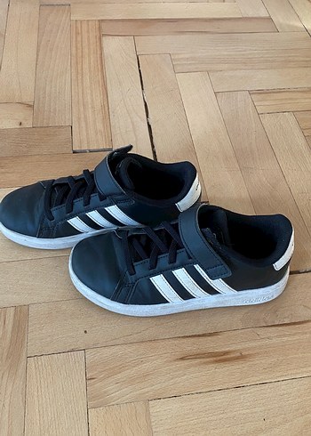 Adidas çocuk Spor Ayakkabı