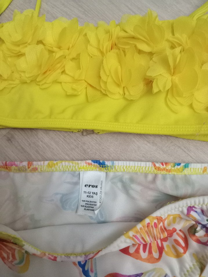 Kız Çocuk Sarı Çiçekli Bikini Takımı - Görsel 2
