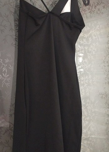 siyah yırtmaçlı elbise - Görsel 6