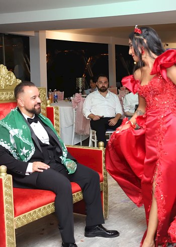 Kırmızı İşlemeli Uzun Abiye kına elbisesi - Görsel 10