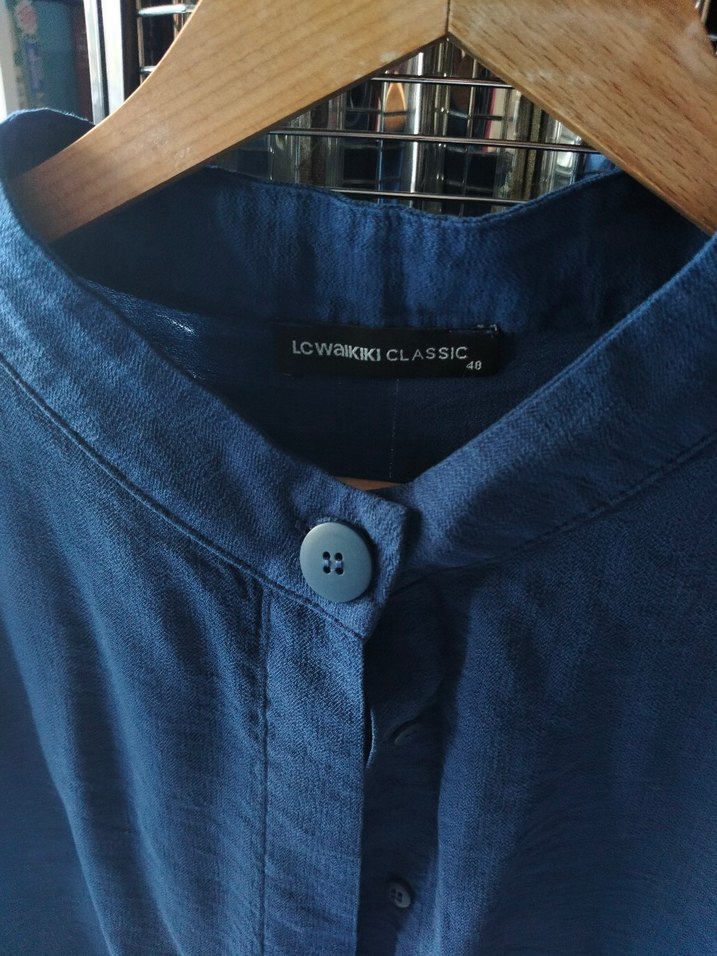 Düğmeli Lacivert Keten Kadın Gömlek - Görsel 2