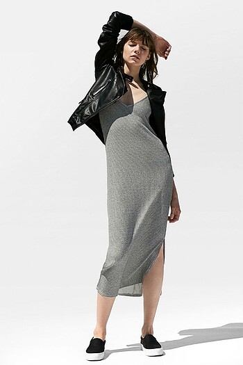 Bershka Gri Askılı Uzun Yırtmaçlı Elbise