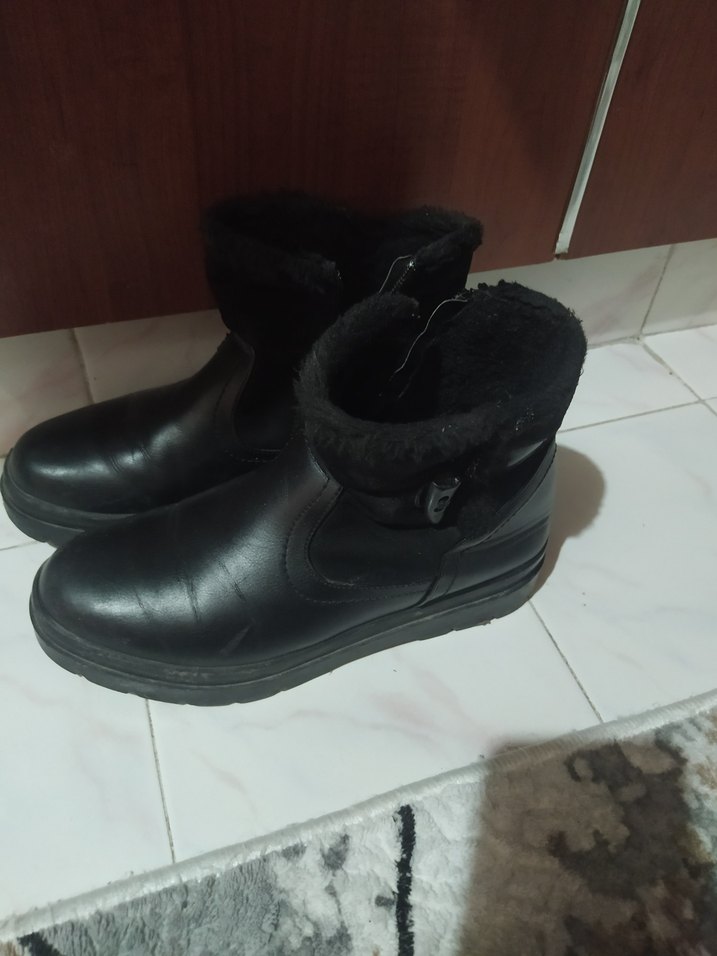 Siyah Deri Kürklü Kadın Botları - Görsel 2