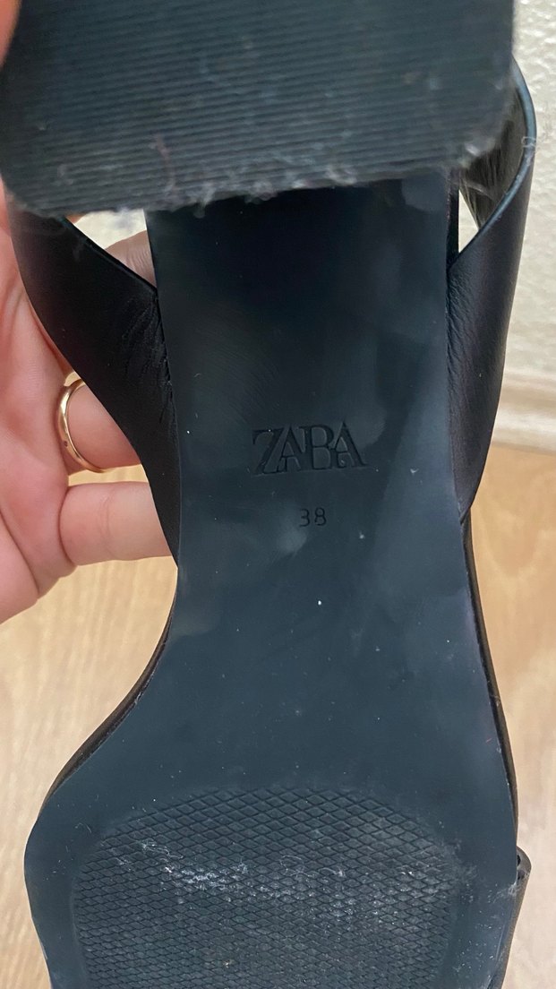 Topuklu ayakkabı - Görsel 3