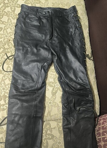 Diğer Chopper deri pantolonlar 