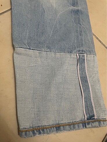 36 Beden mavi Renk ZARA MOM JEAN KISA PAÇA