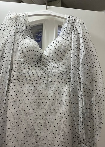 Şeffaf Puantiyeli Uzun V Yaka Abiye Elbise - Görsel 6
