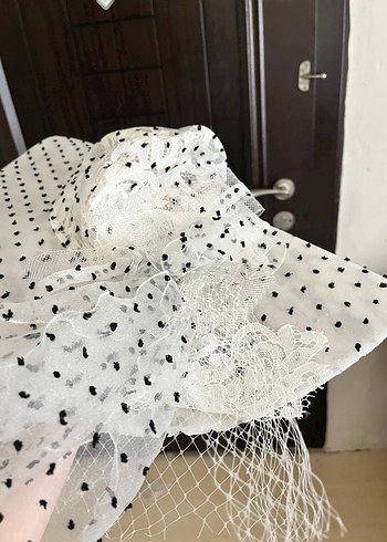 Şeffaf Puantiyeli Uzun V Yaka Abiye Elbise - Görsel 5