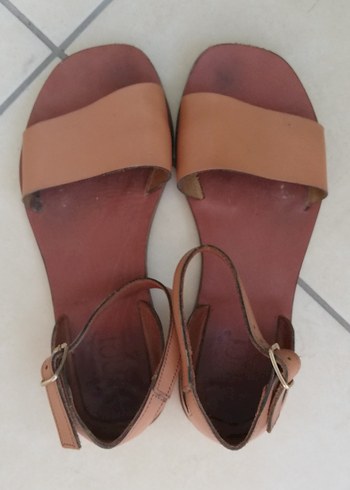 inci İnci Deri Sandalet