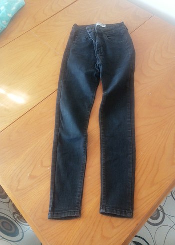 Kadın Siyah Dar Kesim Denim Jean