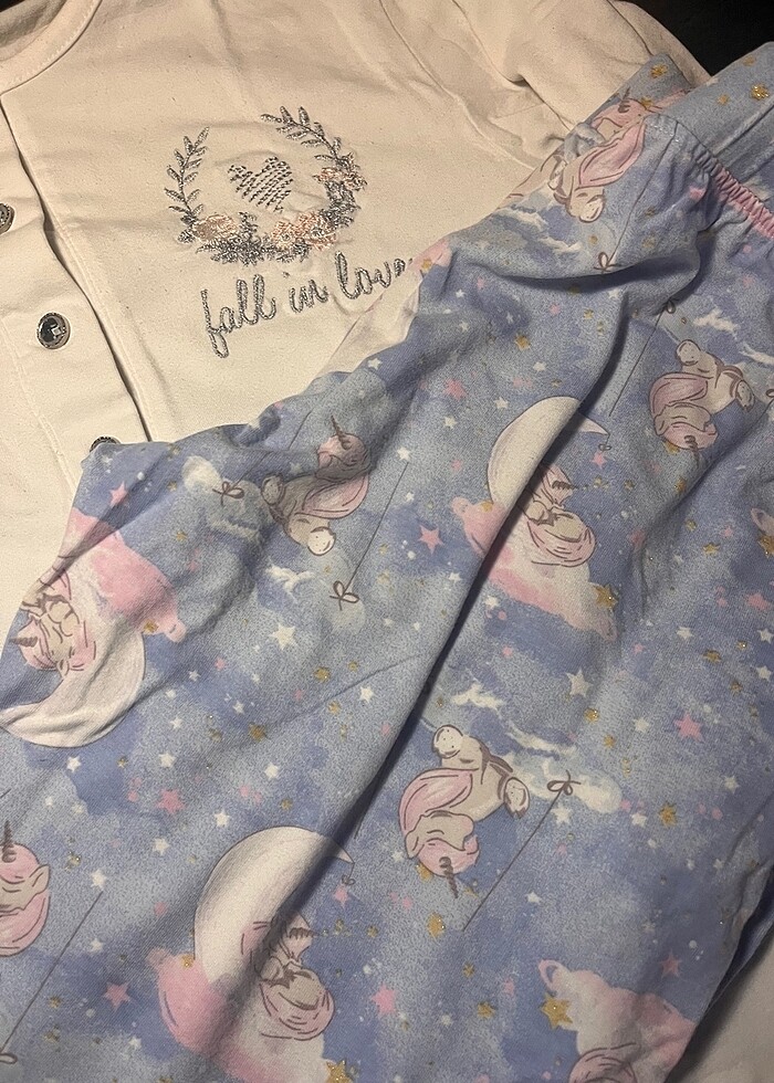 Kadın at figürlü pijama - Görsel 2