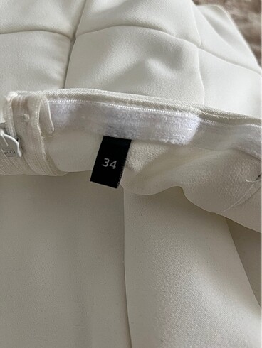 Yırtmaçlı beyaz abiye - Görsel 5