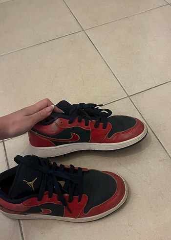 kirmizi jordan kadın ayakkabı 36,5 - Görsel 2