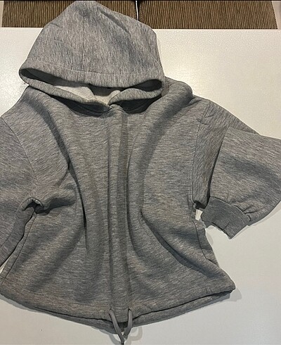 Kapüşonlu Sweatshirt