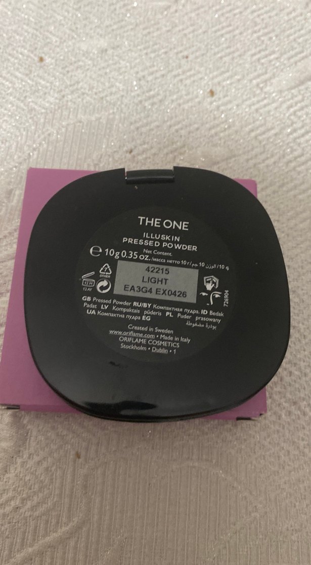The One aydınlatıcı sıkıştırılmış pudra Oriflame - Görsel 4