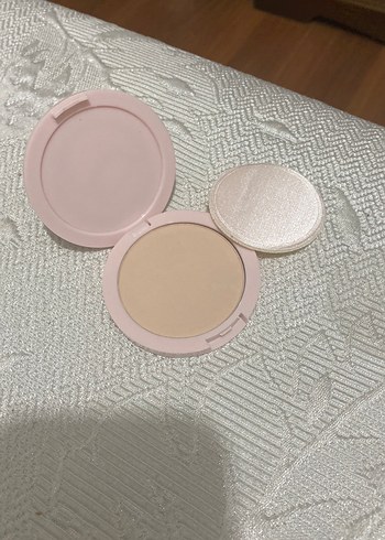 OnColour Sıkıştırılmış Pudra
Medıum beıge - Görsel 2