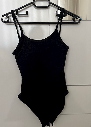 Siyah İnce Askılı zıbınlı body