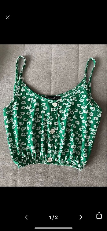 Yeşil çiçekli crop