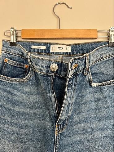 Mango jean