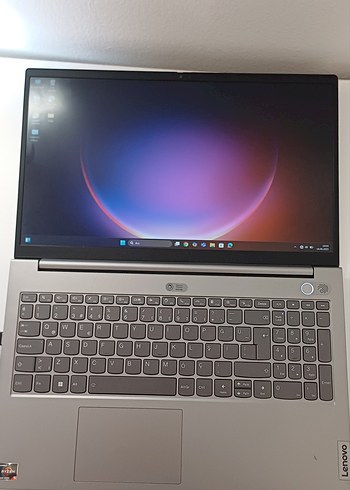 Beden Lenovo Gri Dizüstü Bilgisayar