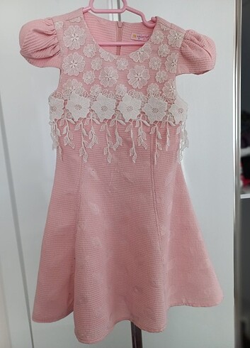 LC Waikiki Pembe 6 yaş kız çocuk elbise