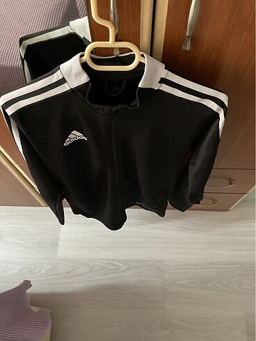 s/m Beden Adidas hırka