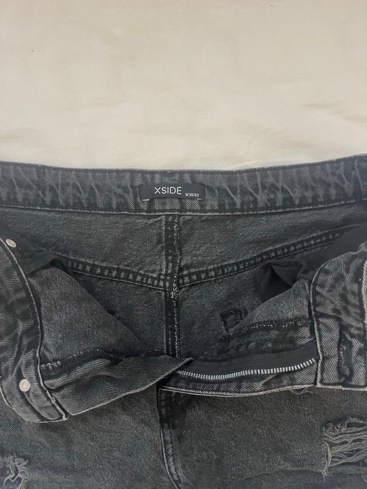 siyah yırtmaclı kot sort 1-2 kere giyildi - Görsel 2