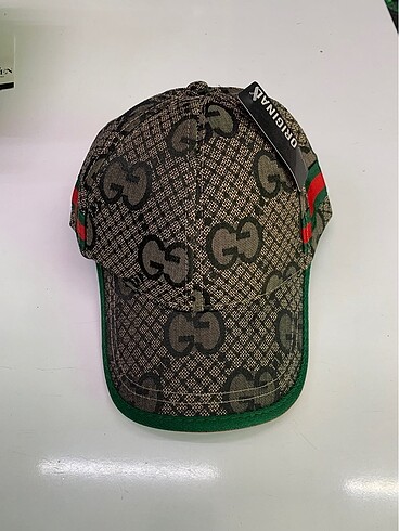 Gucci şapka