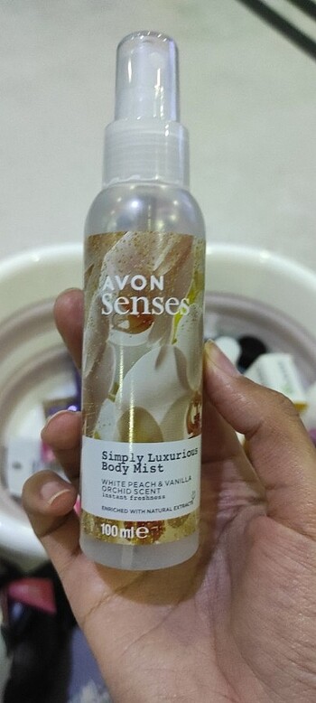 Avon Avon vücut spreyi