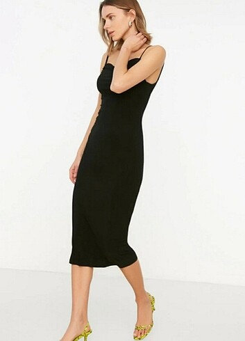 Askılı bodycon elbise