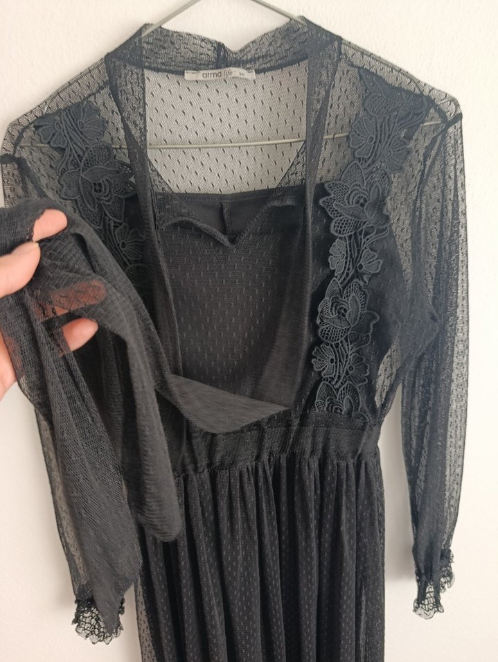 Dantel Detaylı Siyah Midi boy Elbise - Görsel 2