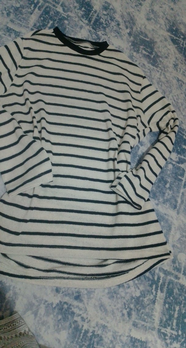 Çizgili Bisiklet Yaka Uzun Kollu Kadın Triko - Görsel 2