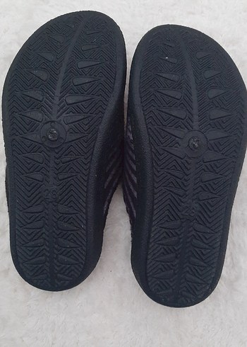 Baskılı Kırmızı Erkek Çocuk Ev Terliği - Görsel 2