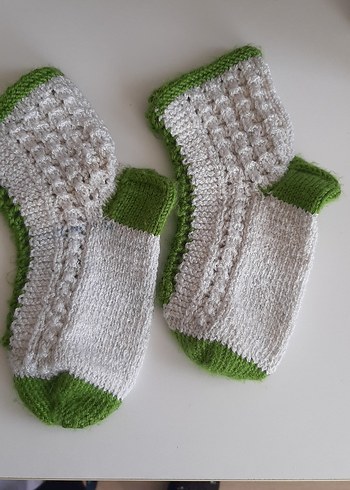 Çocuk Örgü beyaz-Yeşil Çorap - Görsel 2