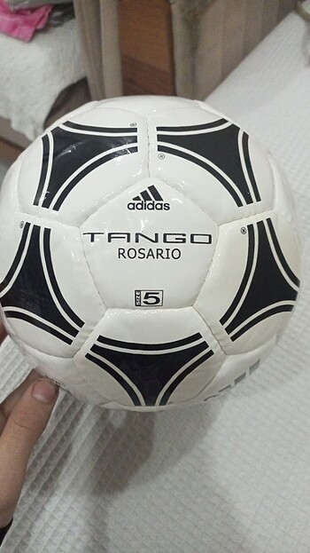 Adidas Tango Rosario Futbol Topu