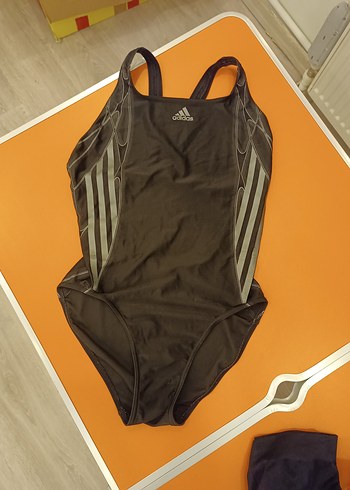 Adidas İnce Askılı Spor Mayo