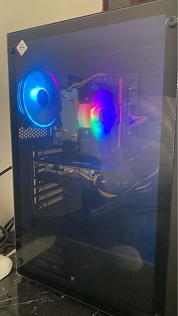 Diğer AMD RX580 8gb ekran kartı 16 gb ram i5 12.nesil işlemci