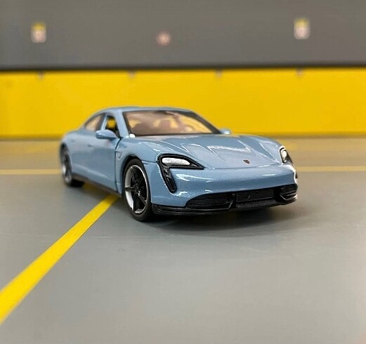 Porsche Taycan S 1/36 Ölçek Model araba