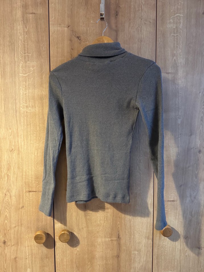 Gri Boğazlı Triko Kadın Kazak - Görsel 2