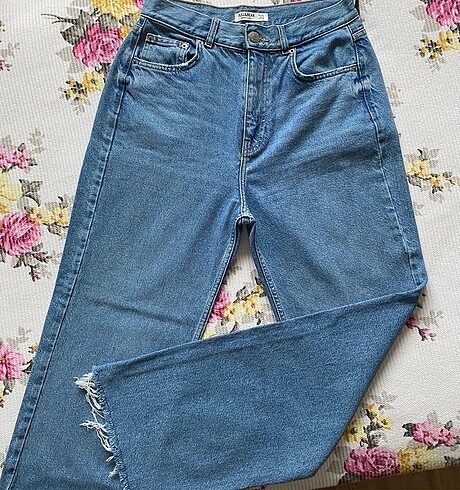 Pull and Bear Yüksek Bel Straight Jean