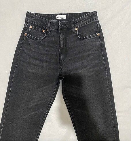 40 Beden Zara Yırtmaçlı Paça Slim Fit Trf Jeans