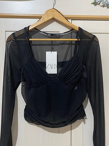 Zara Siyah Top
