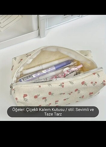 çiçekli Kalemlik