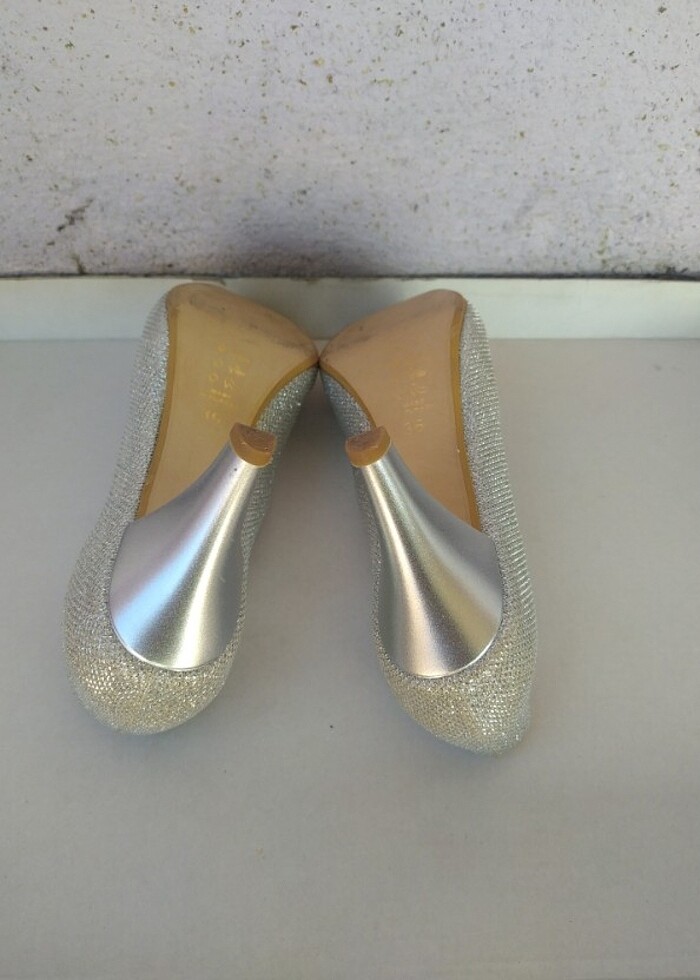 TOPUKLU AYAKKABI 36 NUMARA - Görsel 2