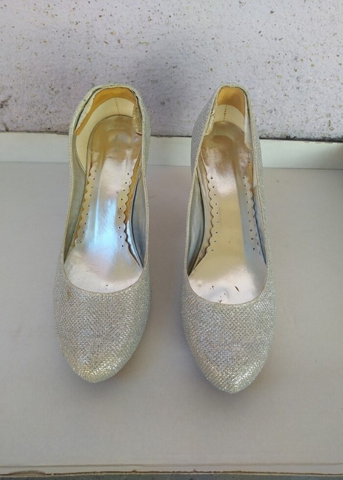 TOPUKLU AYAKKABI 36 NUMARA - Görsel 3